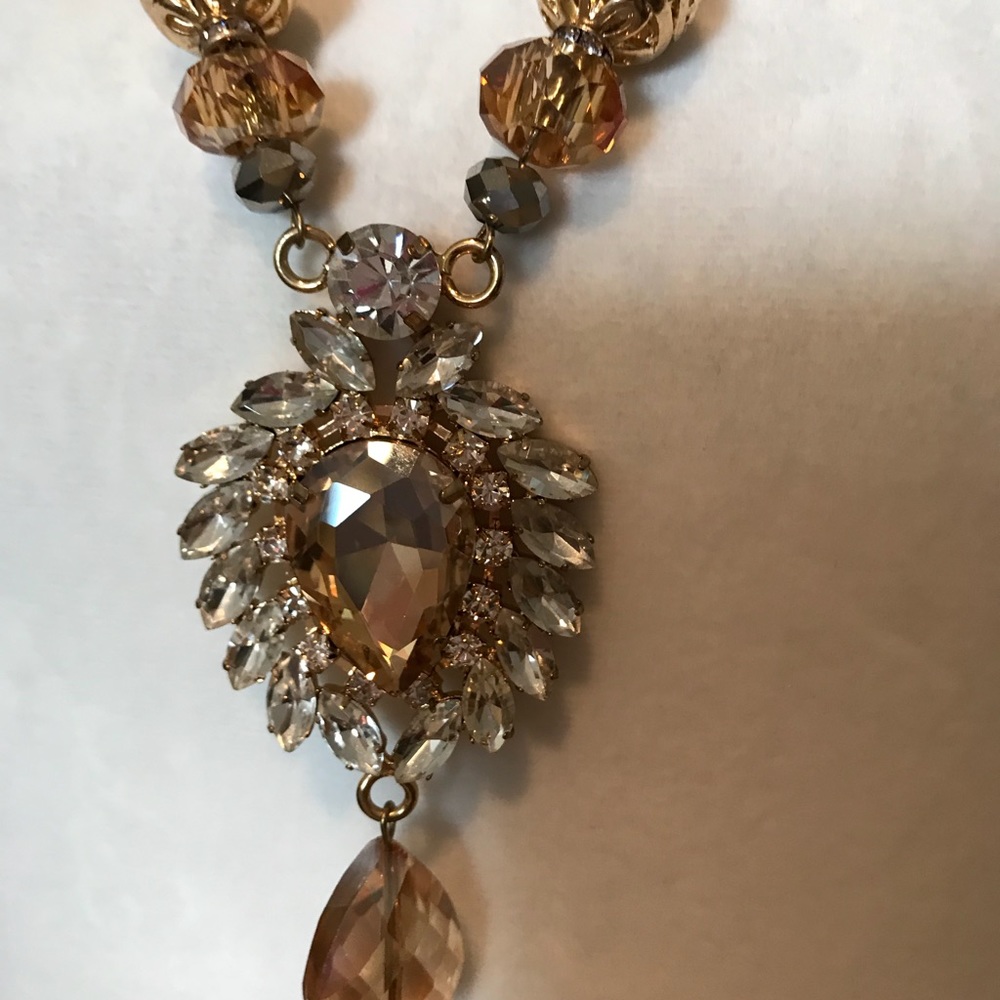 Long necklace - Picture 2 of 3